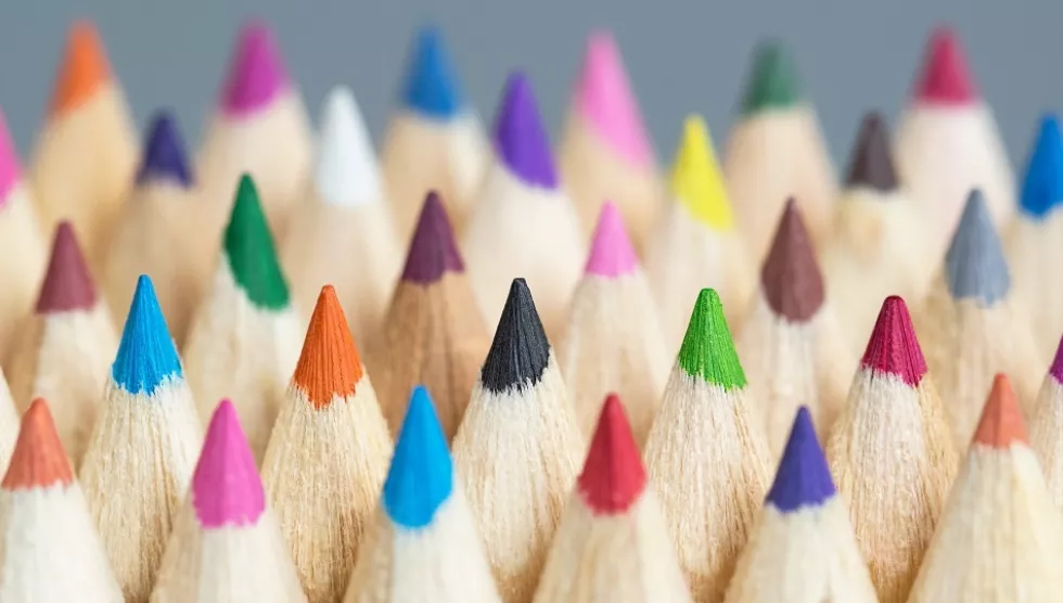 Wie Farben in der Bewerbung wirken